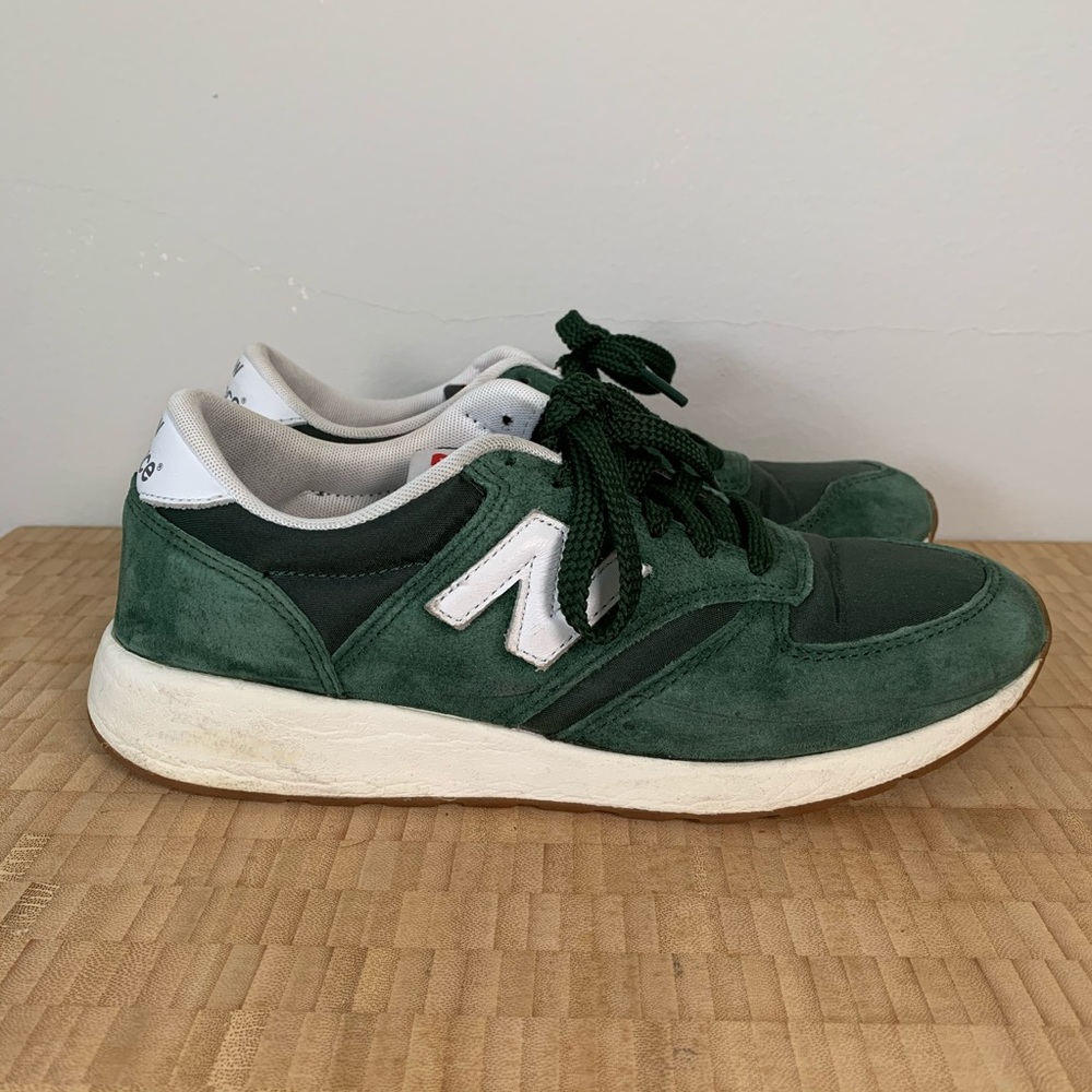 New Balance 420 Green Suede Sneakers
